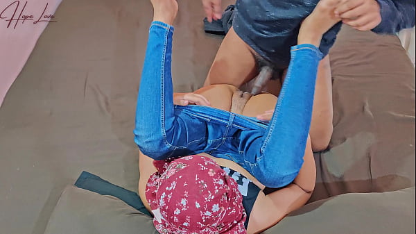 Beautiful Malay Hijab Gal Missionary Sex.